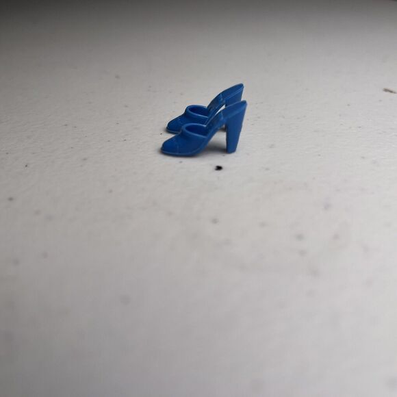 Vintage Barbie Blue Shoes High Heels Pumps 70s Taiwan PJ Fashion Photo 1977 - Picture 7 of 9